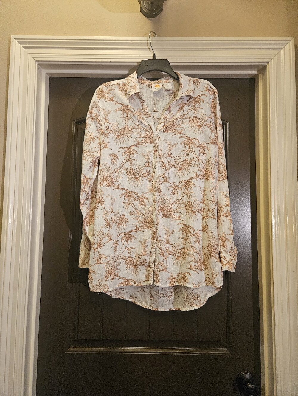 C&C California Linen Button-Up Shirt in Cream and Tan Palm Print - Size Large